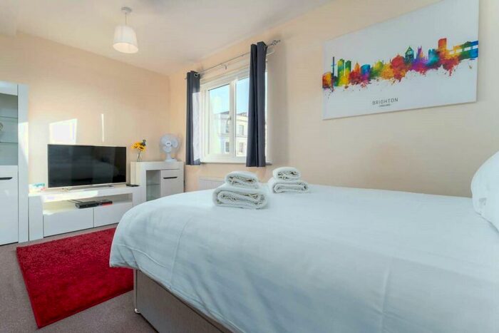 Apartment To Rent In Lansdowne Road, Hove, East Sussex, BN3