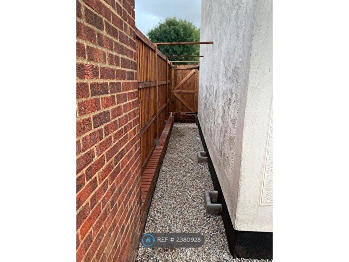 2 Bedroom Flat To Rent In High Street, Maldon, CM9