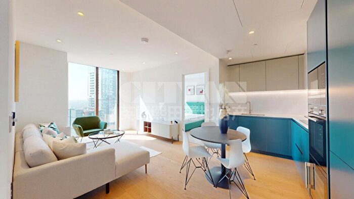 2 Bedroom Flat To Rent In Harcourt Tower, Sqp, Canary Wharf, E14