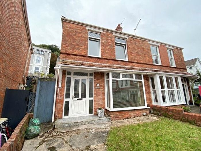 3 Bedroom Semi-detached House To Rent In Park Avenue, Mumbles, SA3