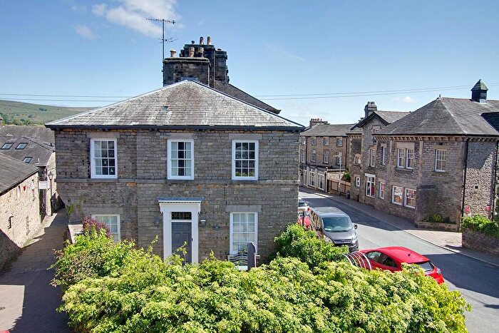 4 Bedroom House For Sale In Corner Cottage, New Road, Kirkby Lonsdale, LA6