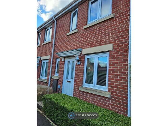 3 Bedroom Terraced House To Rent In Rudman Park, Chippenham, SN15
