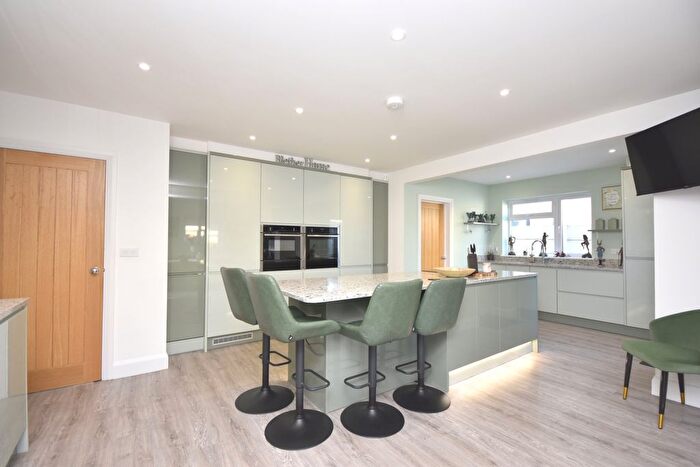 3 Bedroom Detached Bungalow For Sale In Ramsgate Road, Margate, Kent, CT9