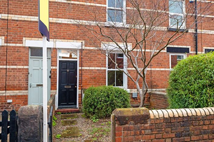 2 Bedroom Terraced House For Sale In Hartington Street, Chester, Cheshire, CH4