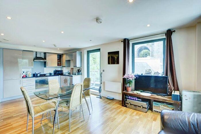 2 Bedroom Flat To Rent In Merchant's Quay, Newcastle Upon Tyne, NE1