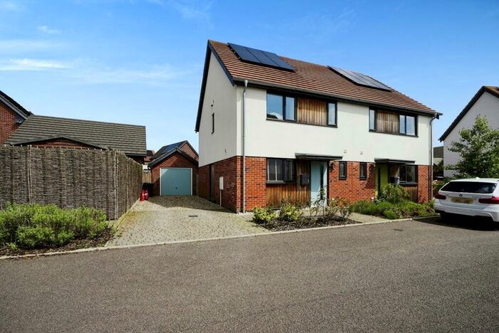 3 Bedroom Semi-Detached House For Sale In Barleyfield Road, Hingham, Norwich, Norfolk, NR9