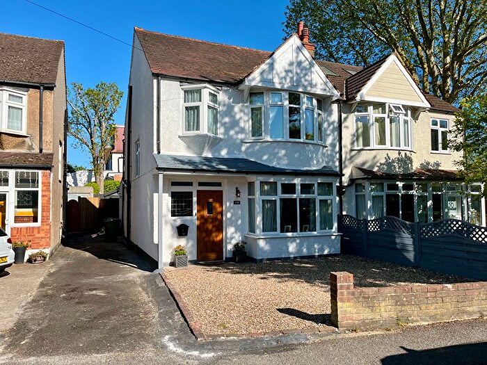 3 Bedroom Semi-Detached House For Sale In Demesne Road, Wallington, SM6