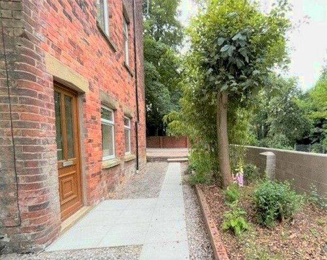 2 Bedroom Flat To Rent In Waltons Parade, Preston, PR1