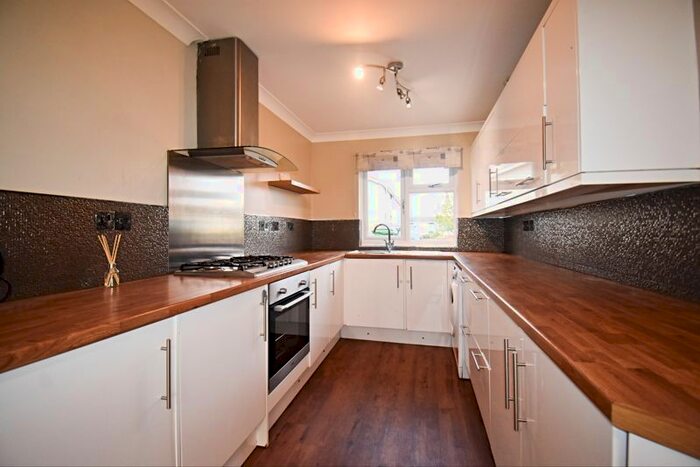 3 Bedroom Terraced House To Rent In Abbey Road, Basingstoke RG24