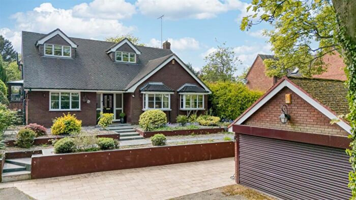 6 Bedroom Detached House For Sale In Main Street, Repton, Derby, DE65