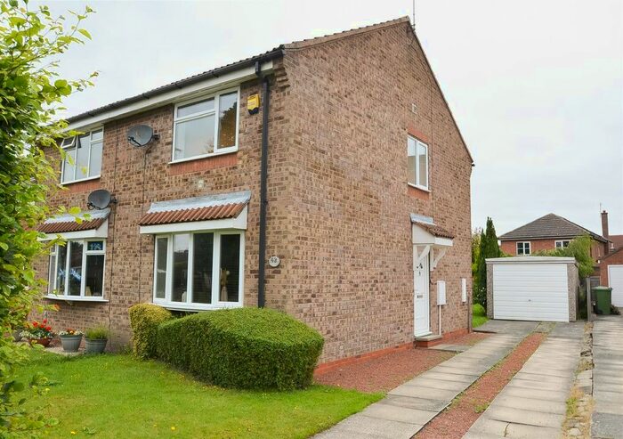 2 Bedroom Semi-Detached House To Rent In Lockey Croft, Wigginton, York, YO32