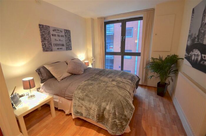 2 Bedroom Apartment To Rent In The Point, Lace Market, NG1