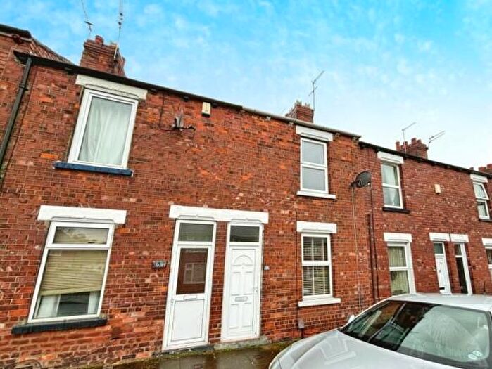 2 Bedroom Property To Rent In Linton Street, York, YO26