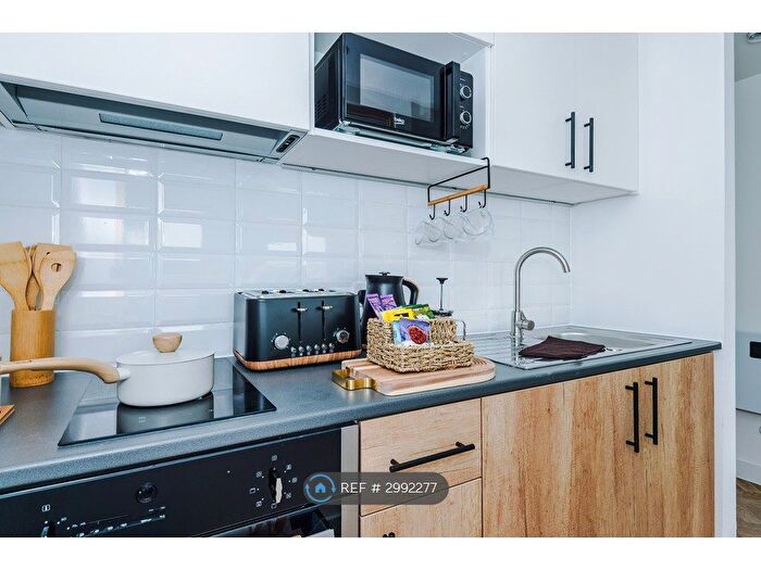 Studio To Rent In North Road, Preston, PR1
