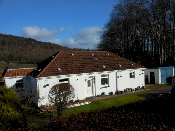 3 Bedroom Detached Bungalow For Sale In Coul Cottage Main Rd, Ardentinny, PA23