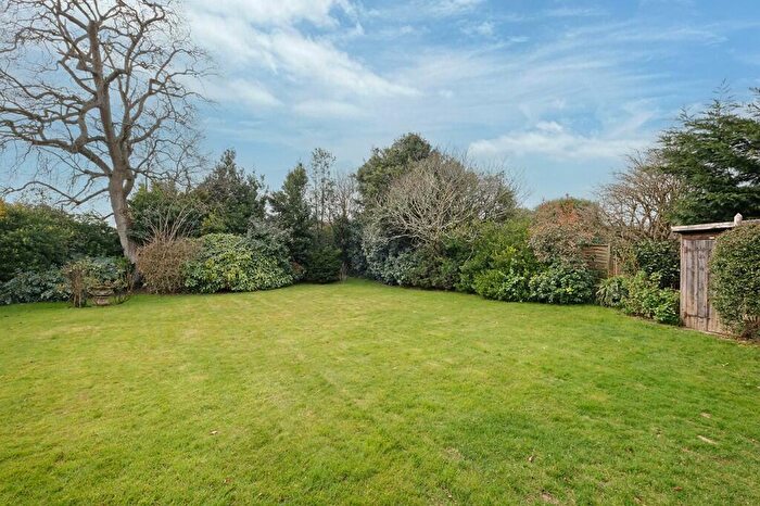 4 Bedroom Detached House For Sale In The Drive, Craigweil-on-Sea, Bognor Regis, West Sussex, PO21