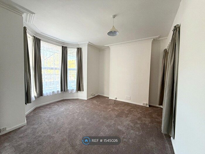 1 Bedroom Flat To Rent In Alexandra Rd, Plymouth, PL4
