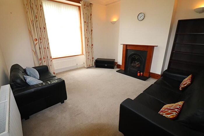 2 Bedroom Flat To Rent In Bonnymuir Place, Aberdeen, AB15