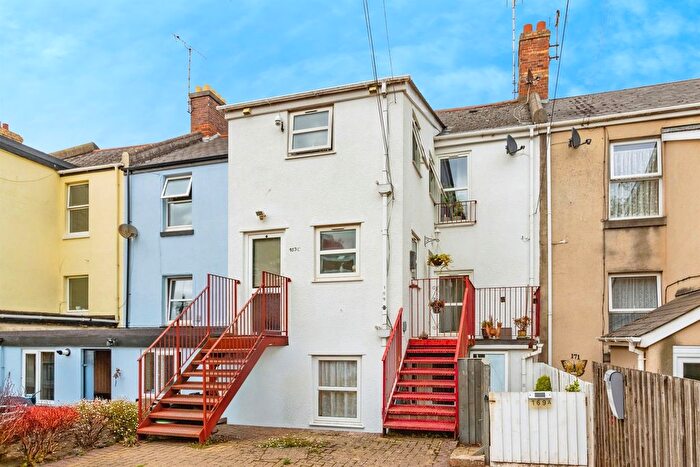 2 Bedroom Flat For Sale In Babbacombe Road, Torquay, TQ1