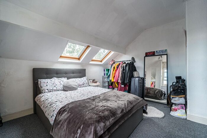 4 Bedroom Property To Rent In Claremont Avenue, Leeds, LS3