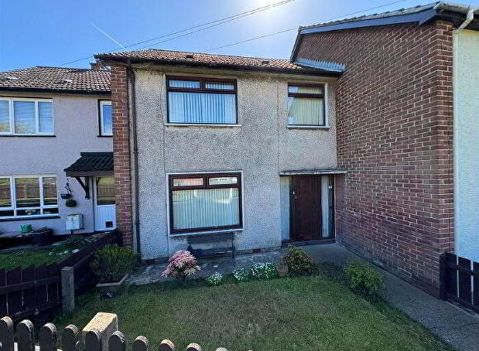 3 Bedroom Mid Terraced House For Sale In Inniscarn Drive, Newtownabbey, BT37