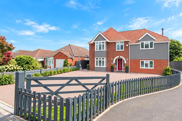 4 Bedroom Detached House For Sale In Naas Lane, Quedgeley, Gloucester, GL2