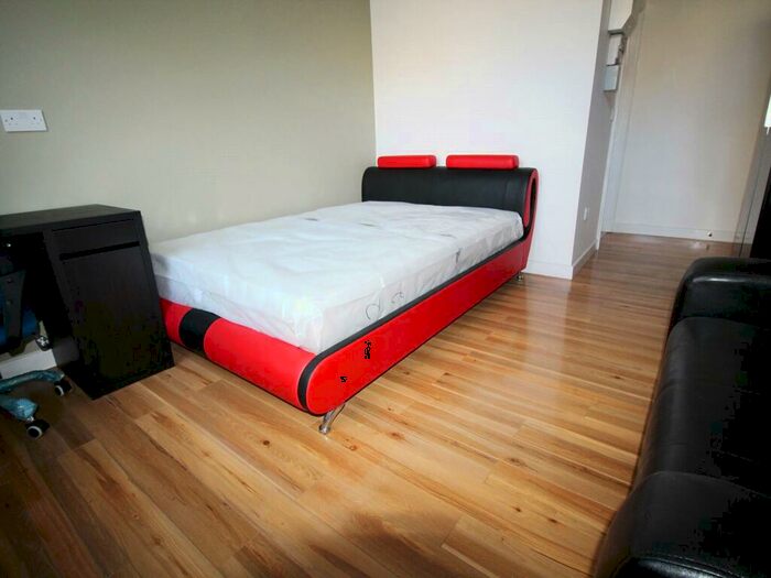 Apartment To Rent In Apt C, Regent Park Terrace #, LS6