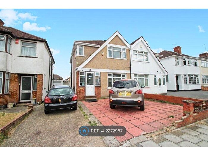 3 Bedroom Semi-Detached House To Rent In Welbeck Road, Harrow, HA2