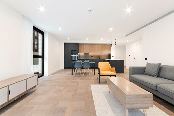 2 Bedroom Apartment To Rent In Saffron Wharf, London Dock, E1W