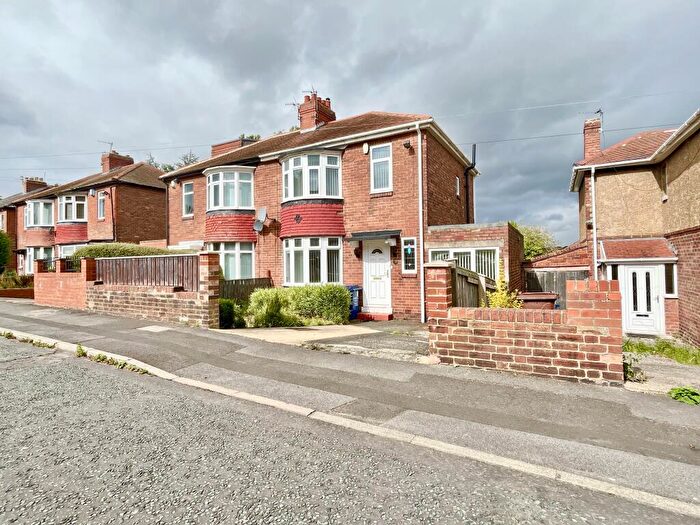3 Bedroom House To Rent In Howdene Road, Denton Burn, Newcastle, NE15