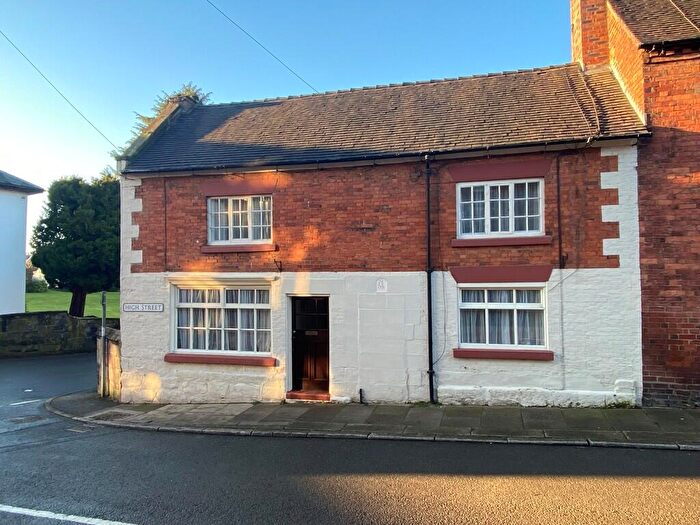 3 Bedroom End Of Terrace House For Sale In High Street, Alton, ST10