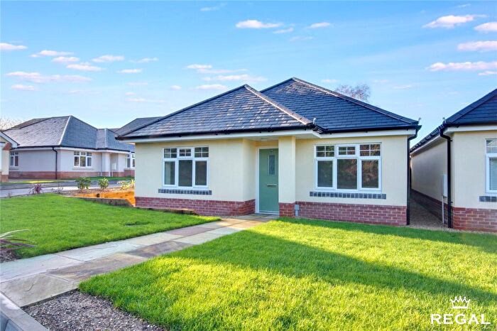 3 Bedroom Bungalow For Sale In Eleanor Gardens, Walworth Road, Picket Piece, Andover, SP11