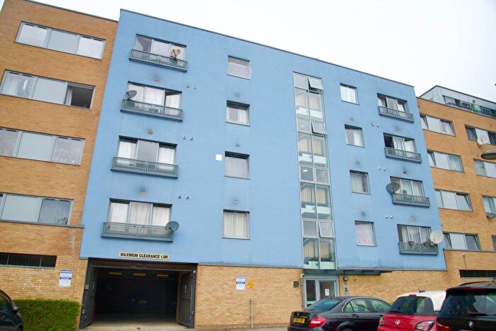 1 Bedroom Apartment To Rent In Warrior Close, West Thamesmead, SE28