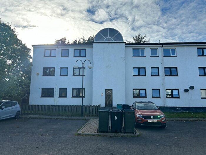 2 Bedroom Flat To Rent In Fiddoch Court, Newmains, ML2