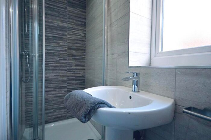 6 Bedroom House To Rent In Talton Road, Liverpool, L15