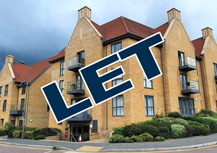 1 Bedroom Flat To Rent In Royal Engineers Way, Mill Hill, NW7