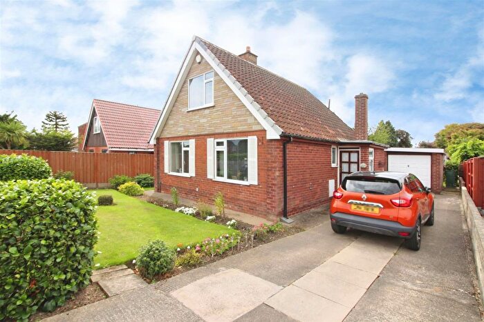 3 Bedroom Detached Bungalow For Sale In Eastfield Crescent, Woodlesford, Leeds, LS26