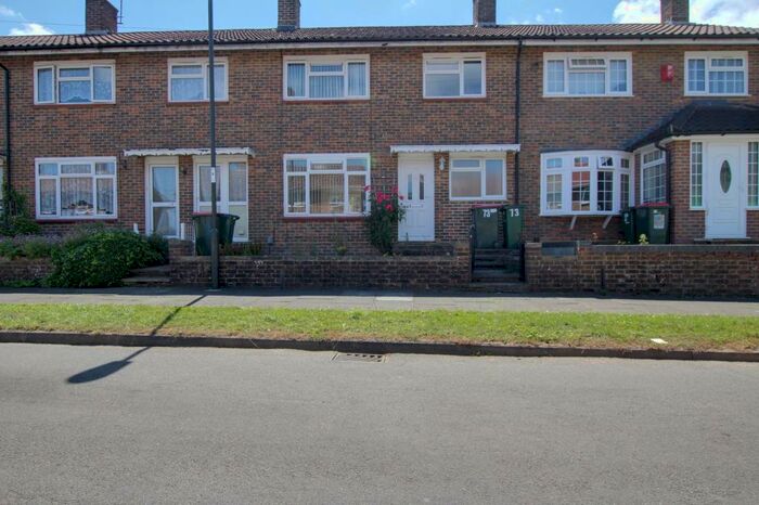 3 Bedroom Terraced House To Rent In Oxford Road, Crawley, RH10