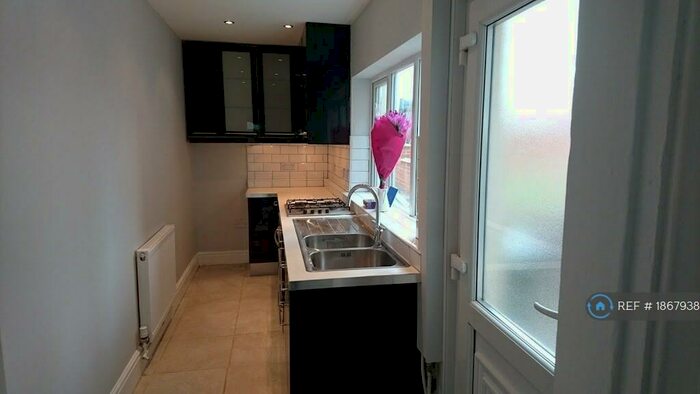 2 Bedroom Semi-Detached House To Rent In Chesterfield Street, Carlton, Nottingham, NG4