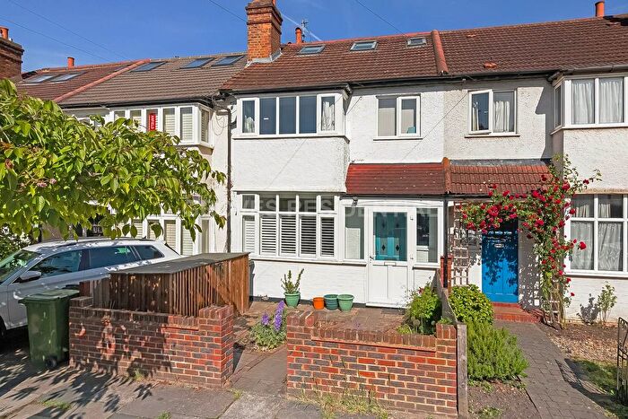 4 Bedroom Terraced House For Sale In Albany Road, New Malden, KT3