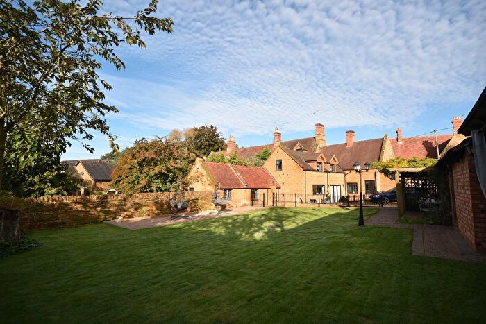 4 Bedroom Semi-Detached House For Sale In Church Lane, Church Brampton, Northampton, NN6