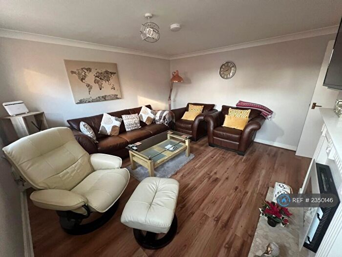 1 Bedroom Flat To Rent In Rosedale Mansions, Hull, HU3