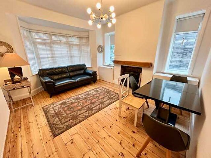 2 Bedroom Apartment To Rent In Beresford Court, Somerhill Road, Hove, BN3