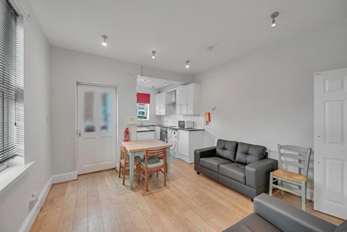 5 Bedroom House To Rent In Cherry Street, Sheffield, S2