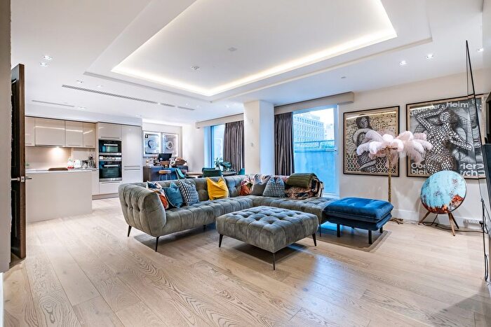 2 Bedroom Flat To Rent In Radnor Terrace, London, W14