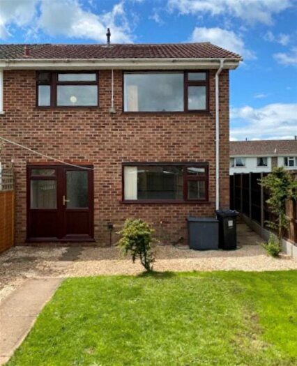 3 Bedroom End Of Terrace House To Rent In Maisemore, Shire Way, Yate, BS37