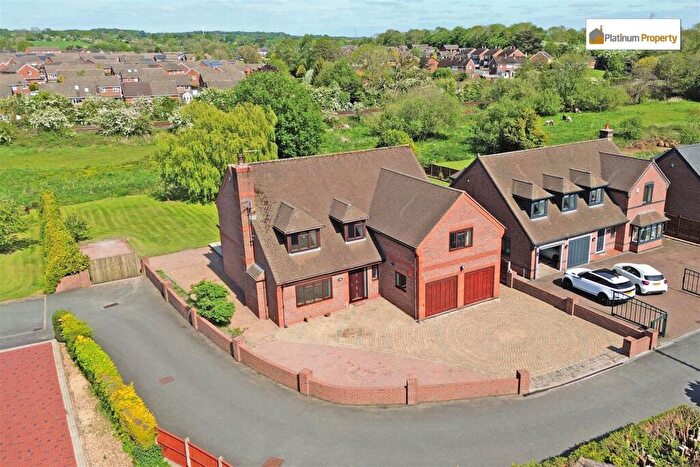 4 Bedroom Detached House For Sale In Blithe View, Blythe Bridge, ST11