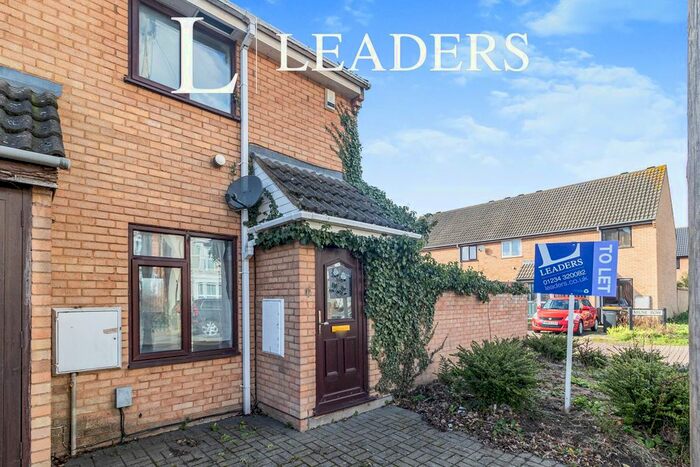 2 Bedroom End Of Terrace House To Rent In Sidney Road, Bedford, MK40