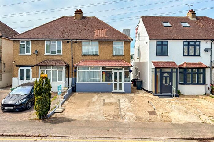 3 Bedroom Semi-Detached House For Sale In Sutton Road, St. Albans, Hertfordshire, AL1