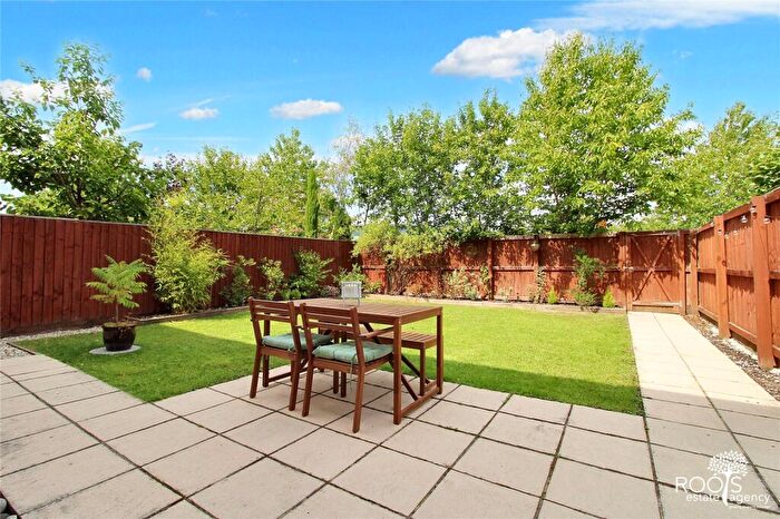 4 Bedroom Terraced House For Sale In Capability Way, Greenham, RG19
